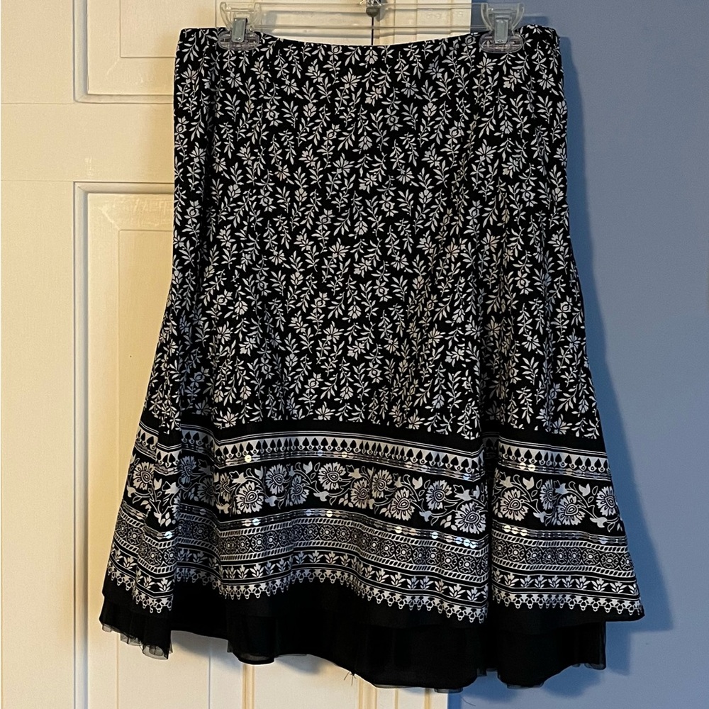Apt 9 skirt